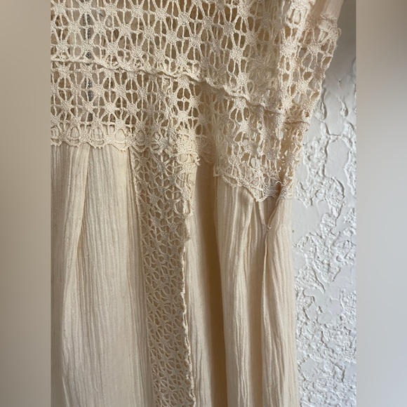 Gorgeous RARE 1970s Handmade Crochet Panel Prairie Cottagecore Dresss - Picture 6 of 8